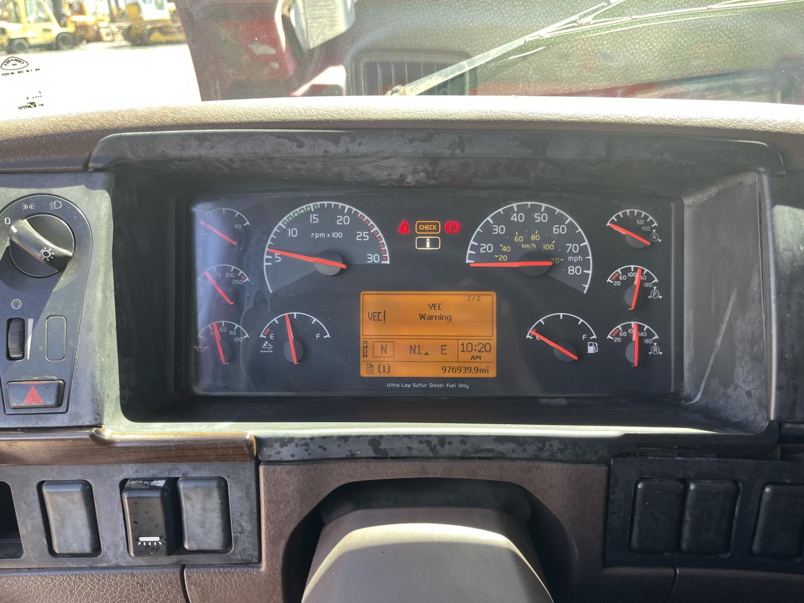 ./imagenes/INVOICE/2019/16570/VOLVO VNL64T670 (16).JPG